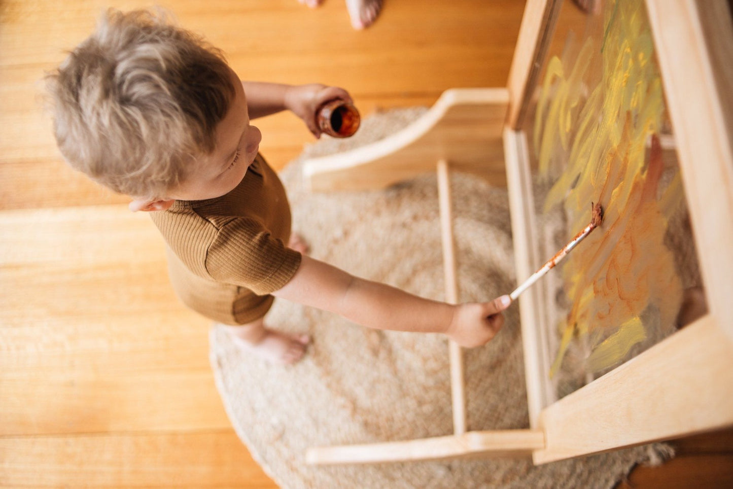 TODDLER PERSPEX EASEL