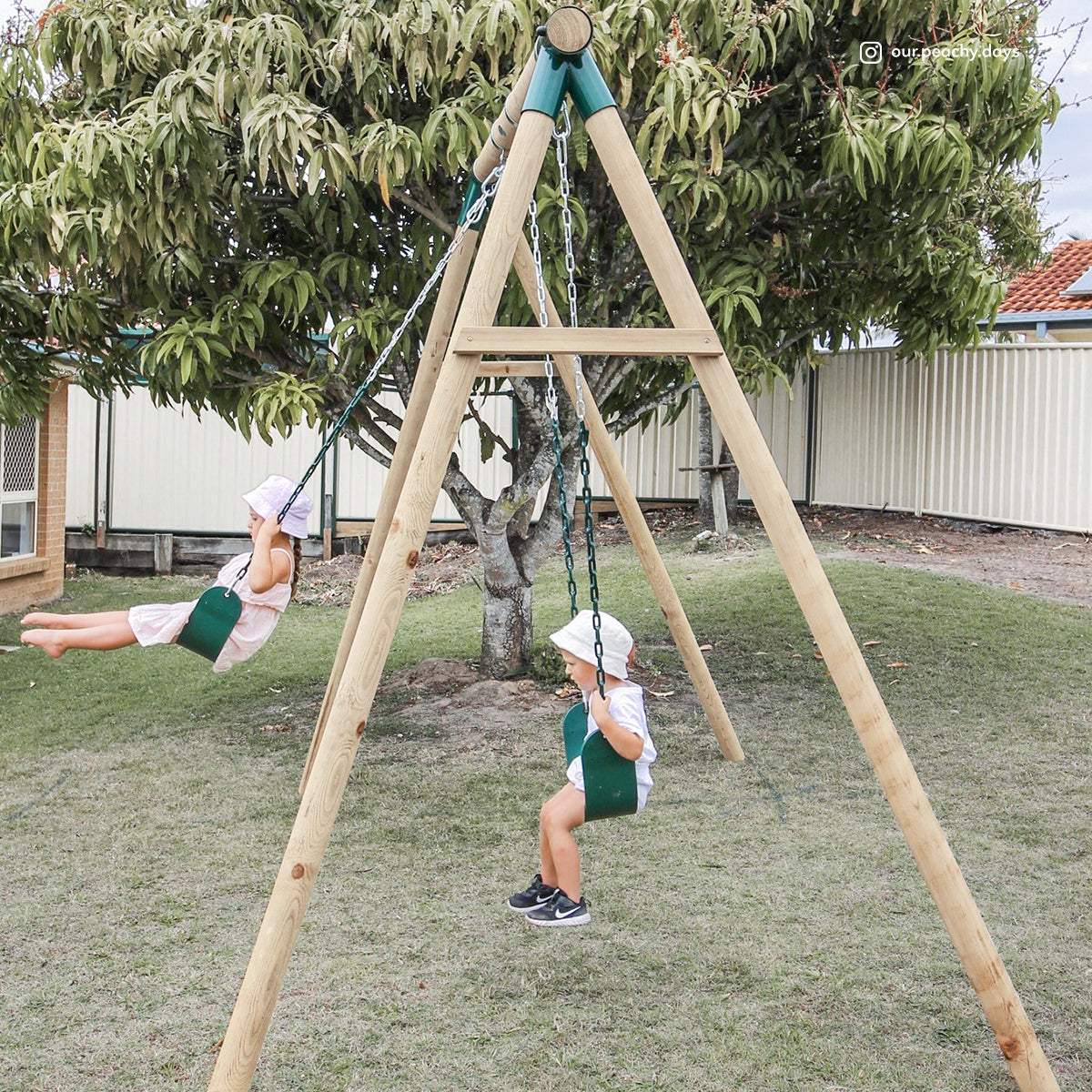 LIFESPAN KIDS AMBER SWING SET