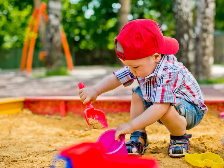 OUTDOOR ADVENTURE PLAY