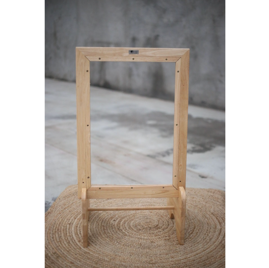 TODDLER PERSPEX EASEL